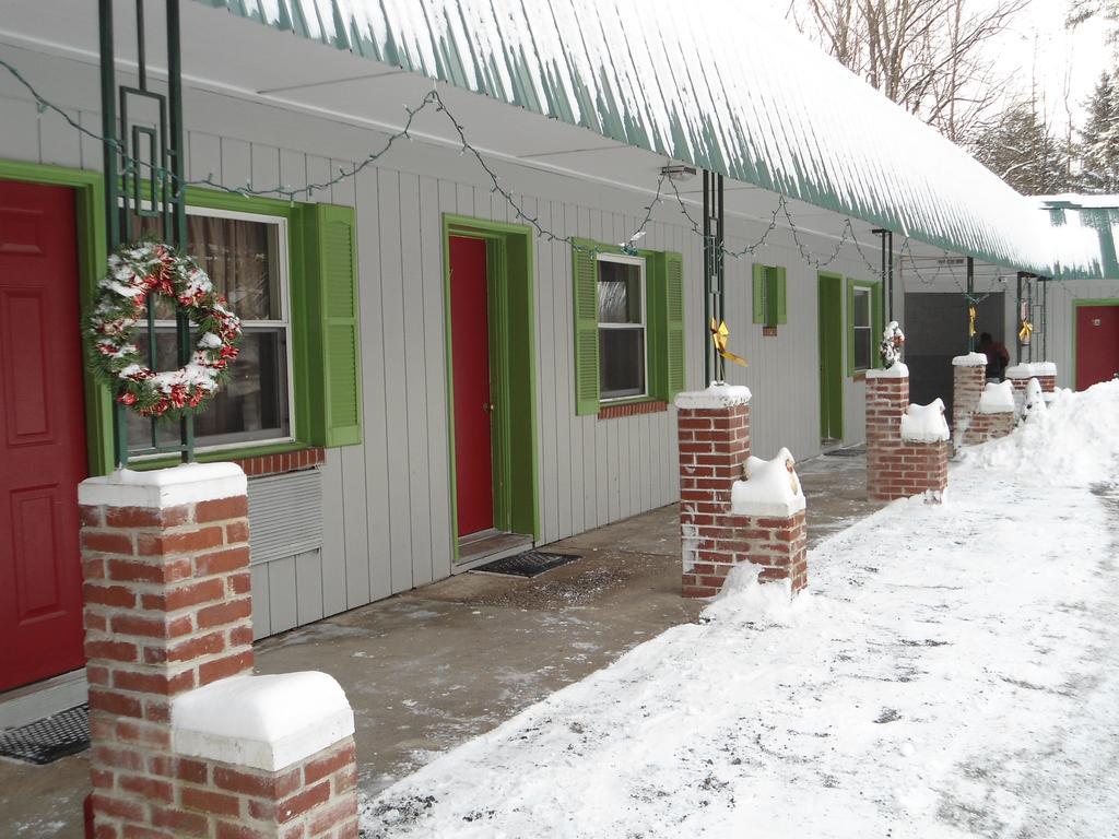 Flower Field Inn And Cottages Stroudsburg ภายนอก รูปภาพ