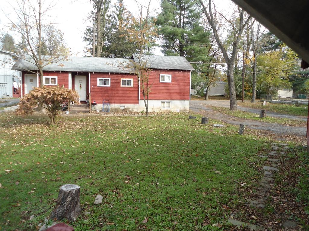 Flower Field Inn And Cottages Stroudsburg ภายนอก รูปภาพ