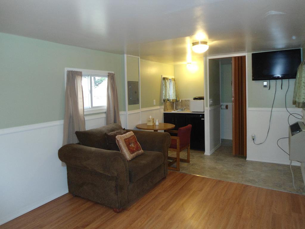 Flower Field Inn And Cottages Stroudsburg ห้อง รูปภาพ