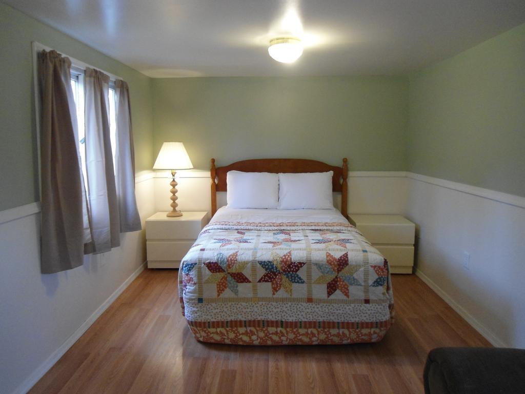 Flower Field Inn And Cottages Stroudsburg ห้อง รูปภาพ