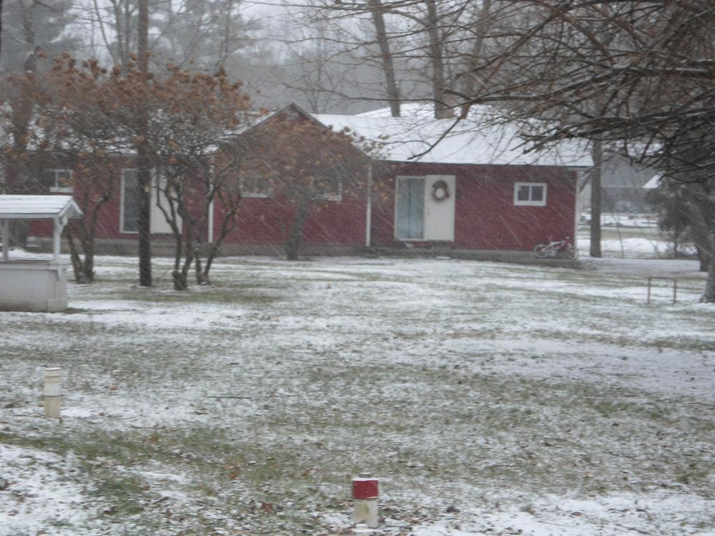 Flower Field Inn And Cottages Stroudsburg ภายนอก รูปภาพ