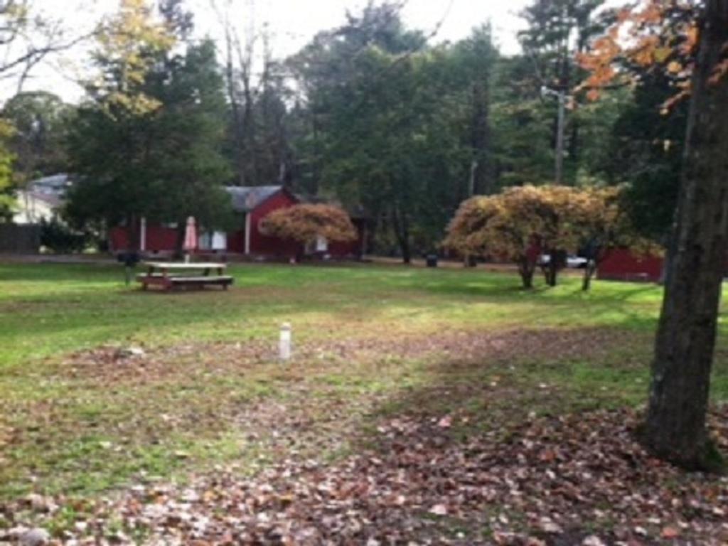 Flower Field Inn And Cottages Stroudsburg ภายนอก รูปภาพ